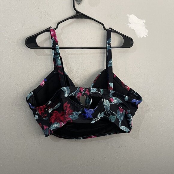 Torrid Swimsuit Top One Piece Floral Tropical Pattern Women 3X - Picture 6 of 11